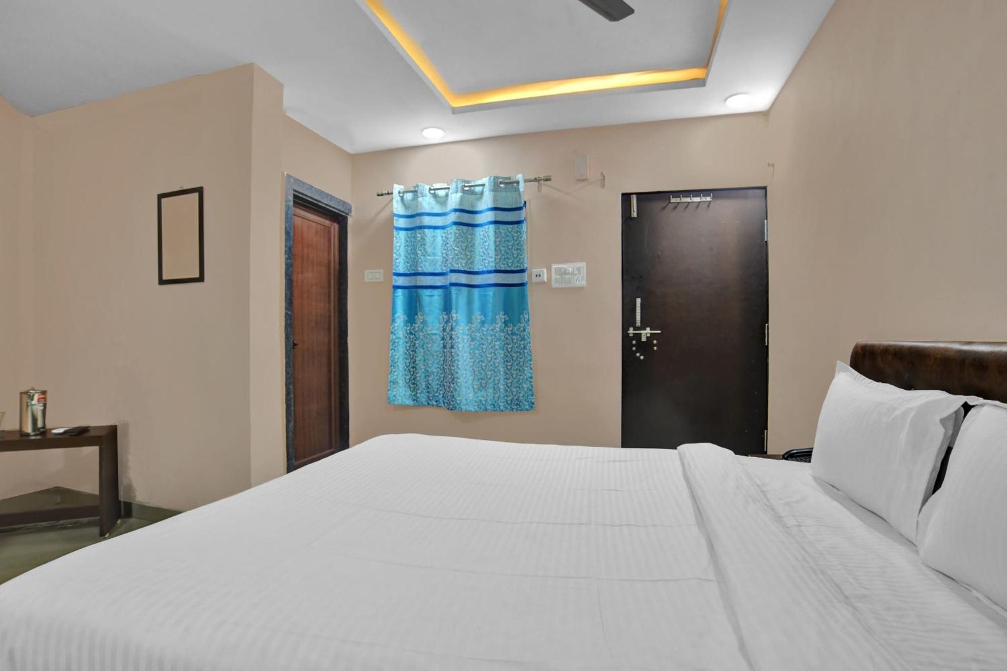 Hotel O Sai Sahara Indore Esterno foto